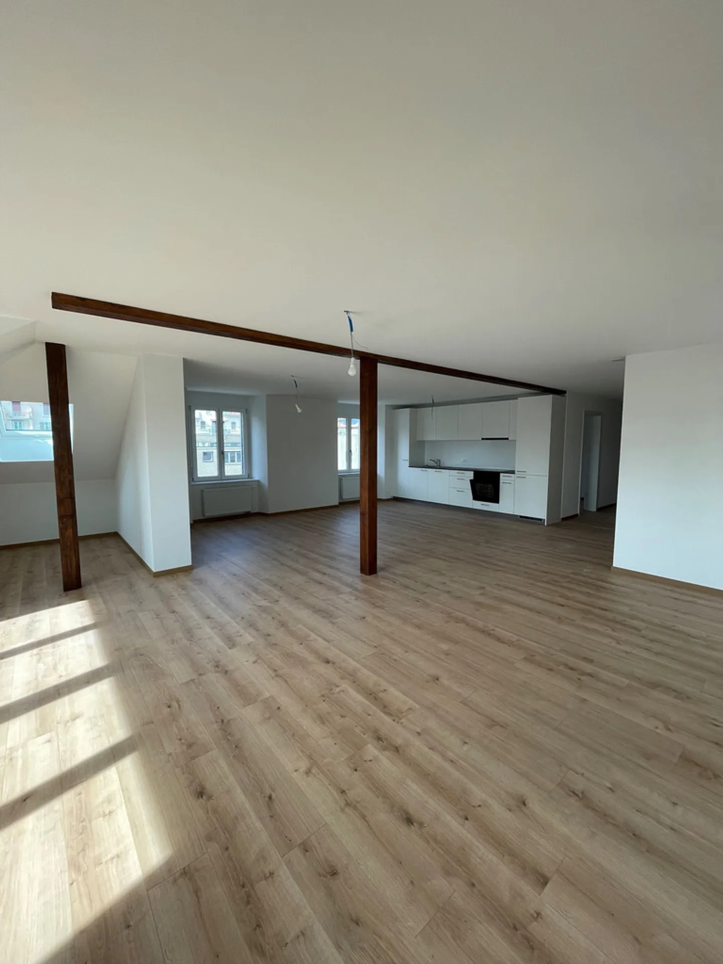 Appartamento 2.5 stanze - Foto 2 di 7