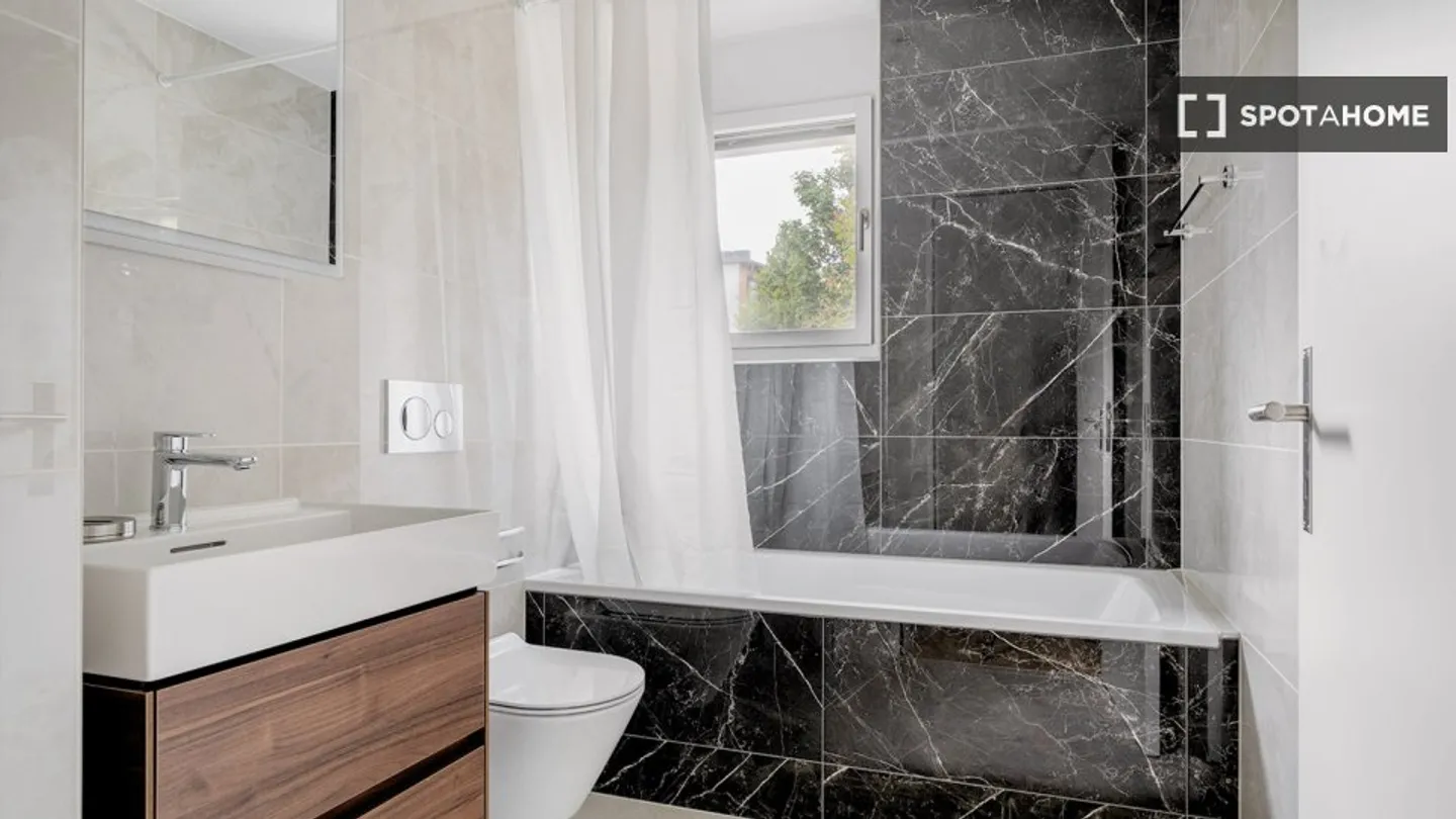 Découvrez, visitez et louez votre nouveau chez-vous en ligne en toute confiance. - Photo 13 sur 14