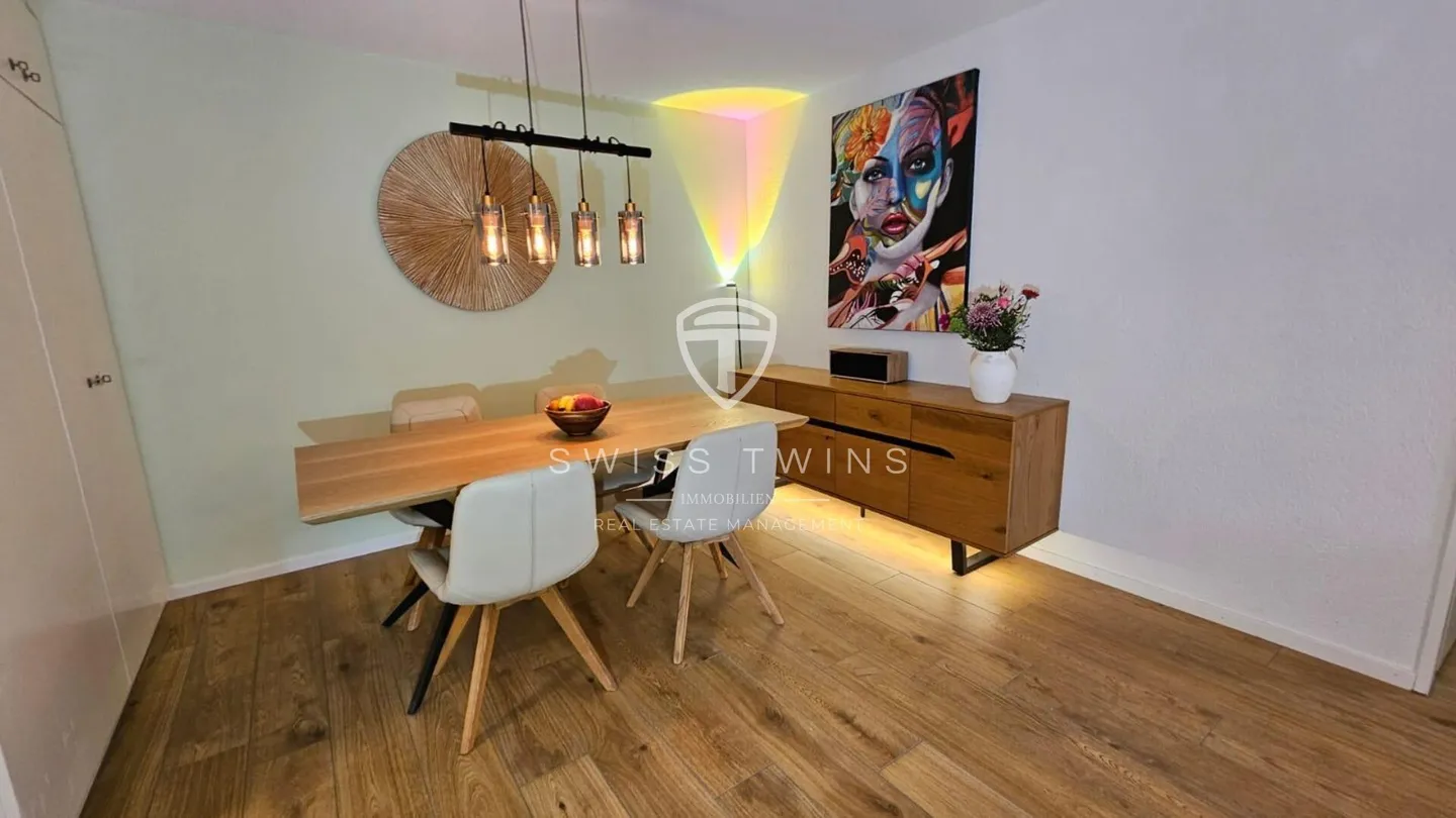 Moderne möblierte 3.5 Zimmer Wohnung in Kloten - Foto 2 von 12