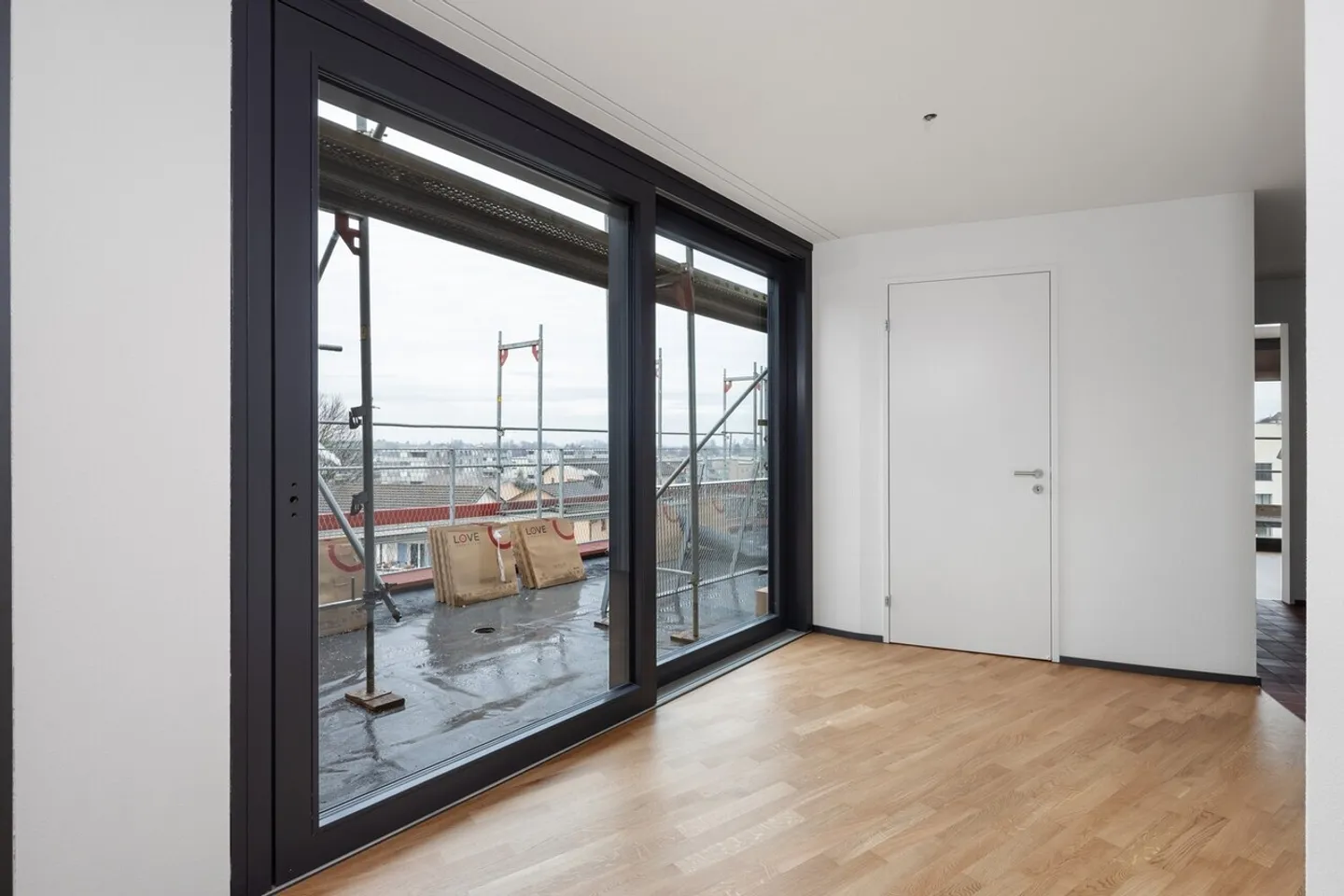 Prima locazione: Straordinario appartamento attico di 3,5 stanze - Foto 5 di 11