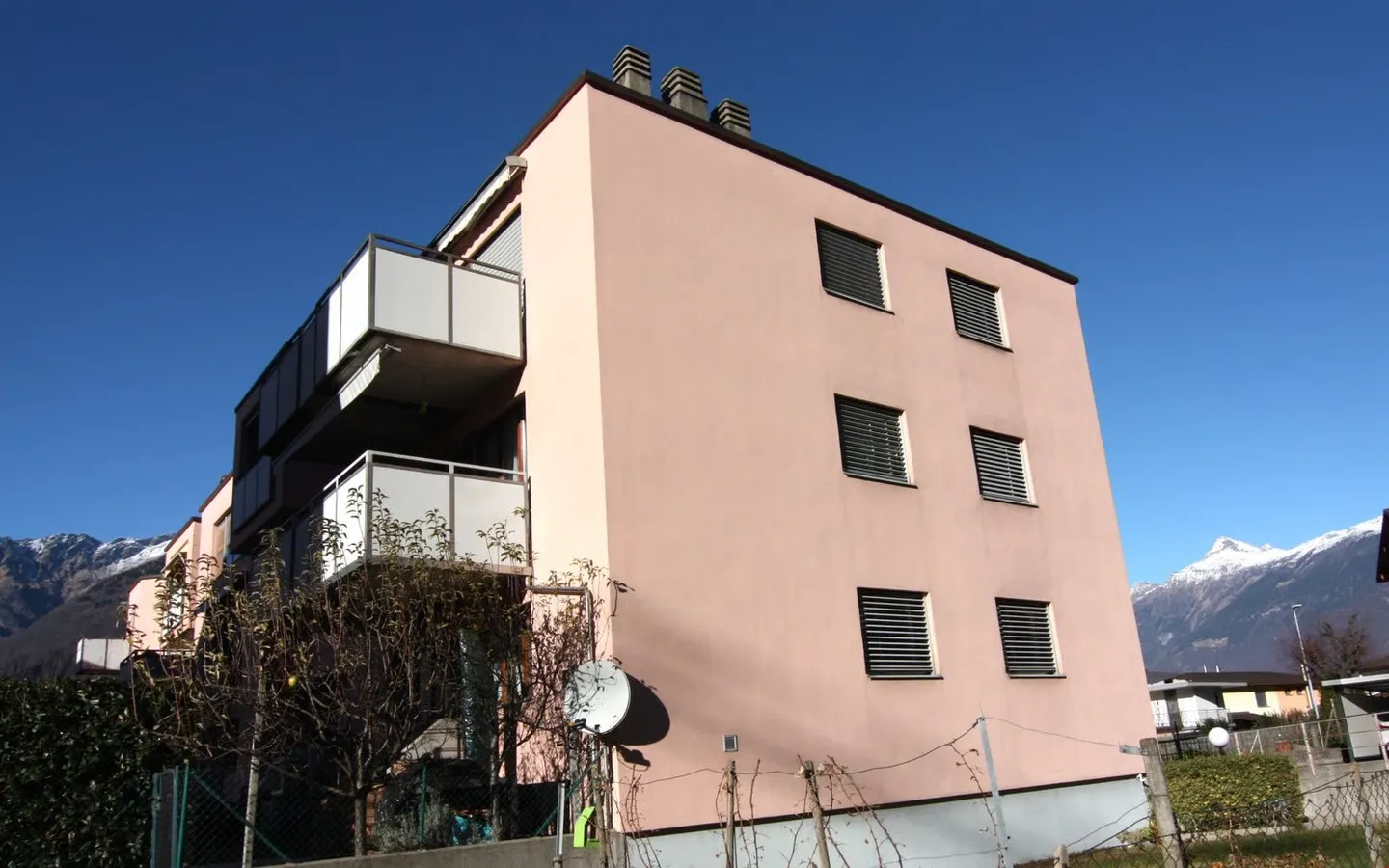 Penthouse 4 ½ Rooms with Garden in Giubiasco - Photo 3 of 13