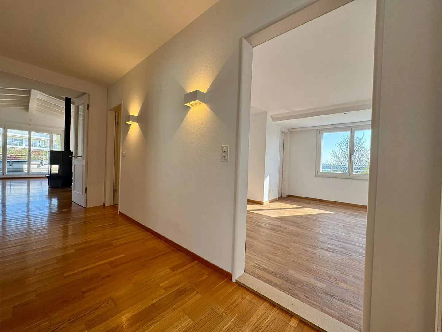 Light-flooded penthouse apartment at Hofberg - Photo 4 of 23