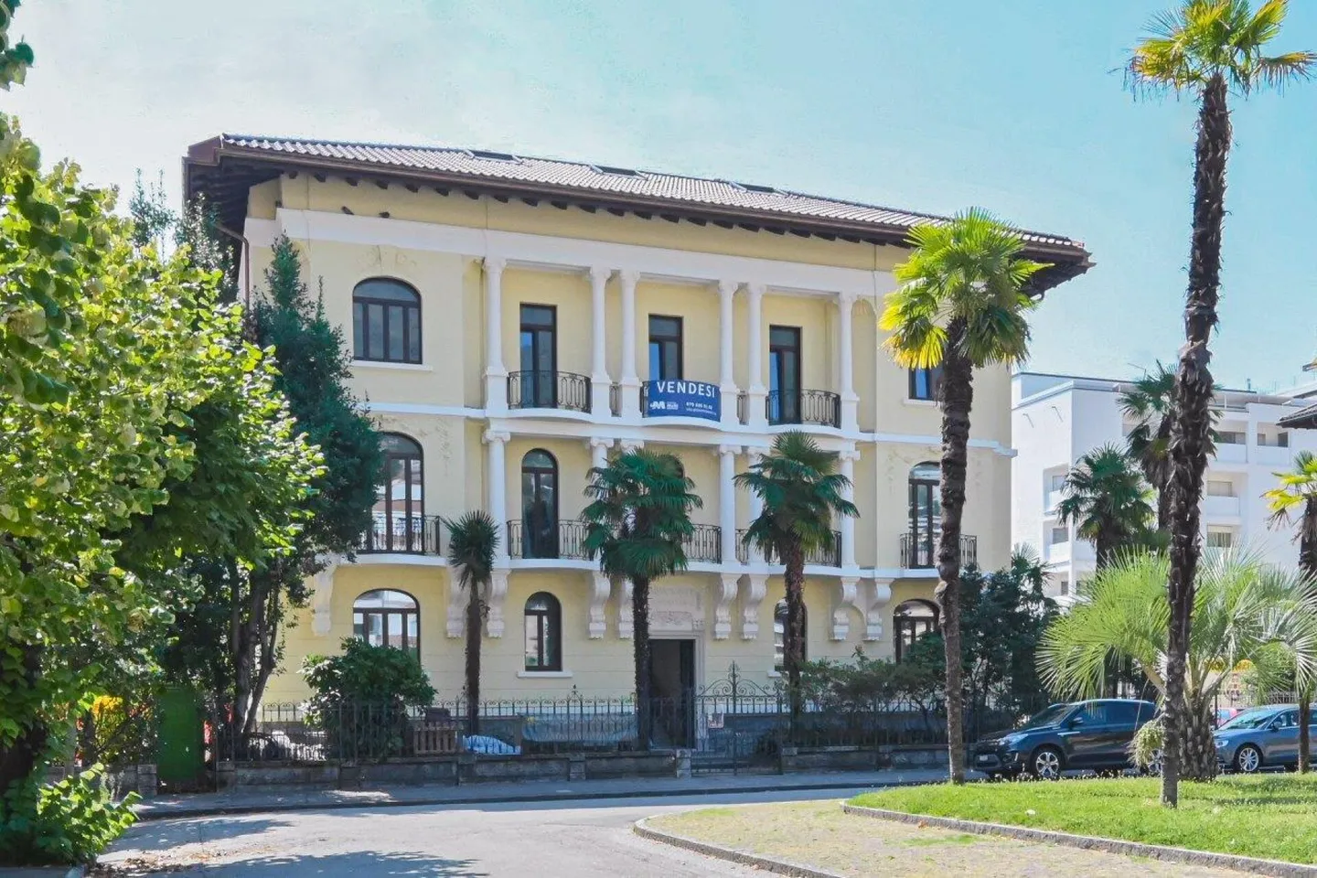 Nuovo generoso appartamento di 5.5 locali in Palazzo storico nel centro - Foto 1 di 5