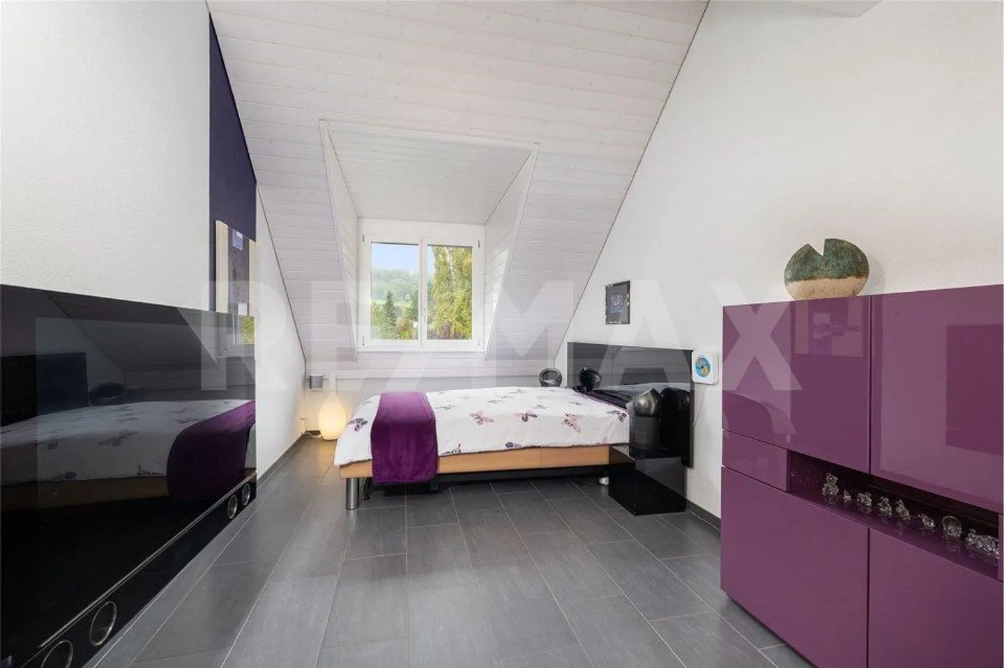 Appartamento duplex 5.5 soleggiato e quasi nuovo con vista mozzafiato sulle Alpi - Foto 8 di 13