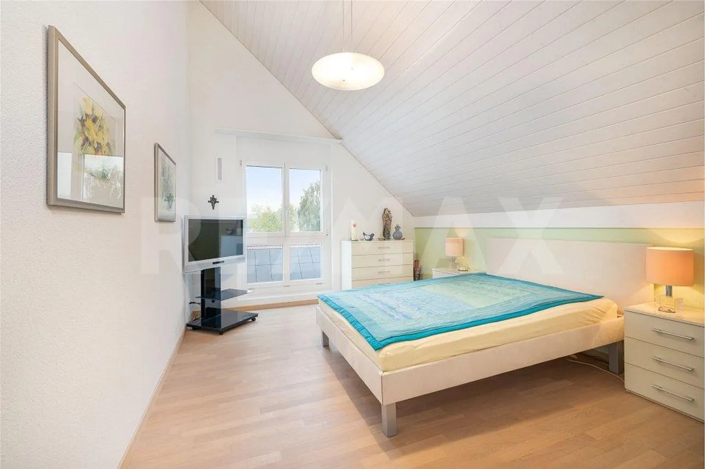 Appartamento duplex 5.5 soleggiato e quasi nuovo con vista mozzafiato sulle Alpi - Foto 11 di 13