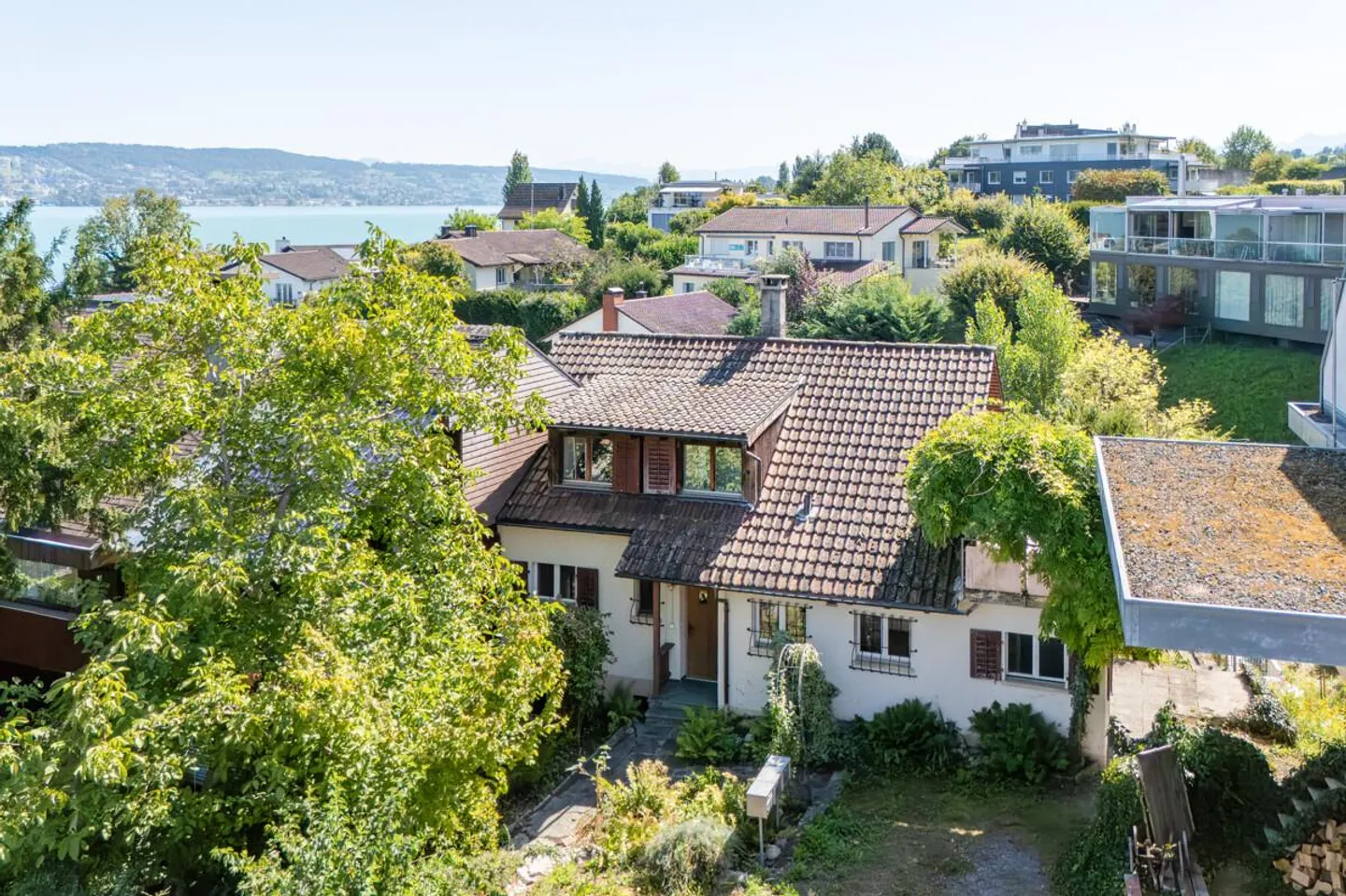 Projet de rénovation avec potentiel à Horgen Käpfnach - Photo 1 sur 6