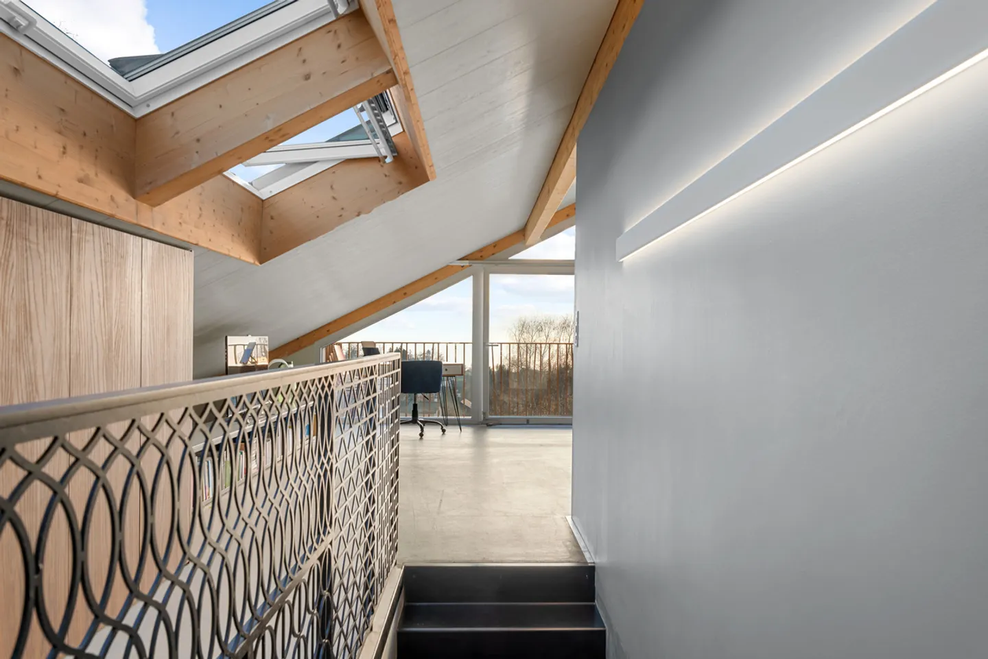 Vente en bloc de 2 maisons mitoyennes  – Vue imprenable  - Photo 9 sur 36