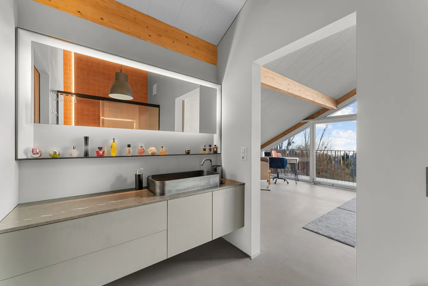 Vente en bloc de 2 maisons mitoyennes  – Vue imprenable  - Photo 11 sur 36