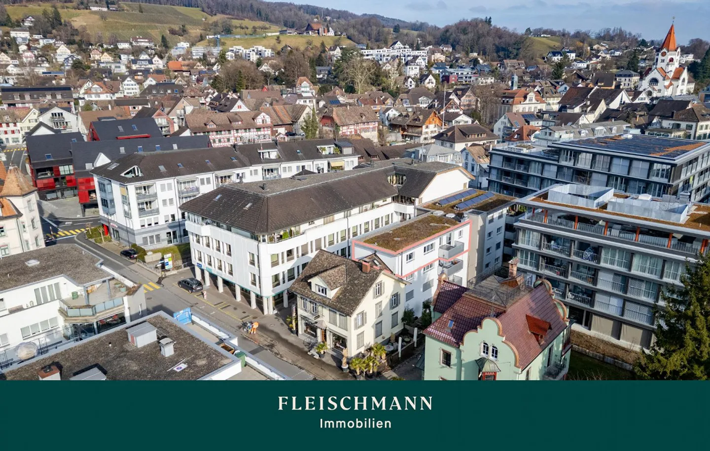 Appartamento centrale in città con bel balcone sud - Foto 1 di 15