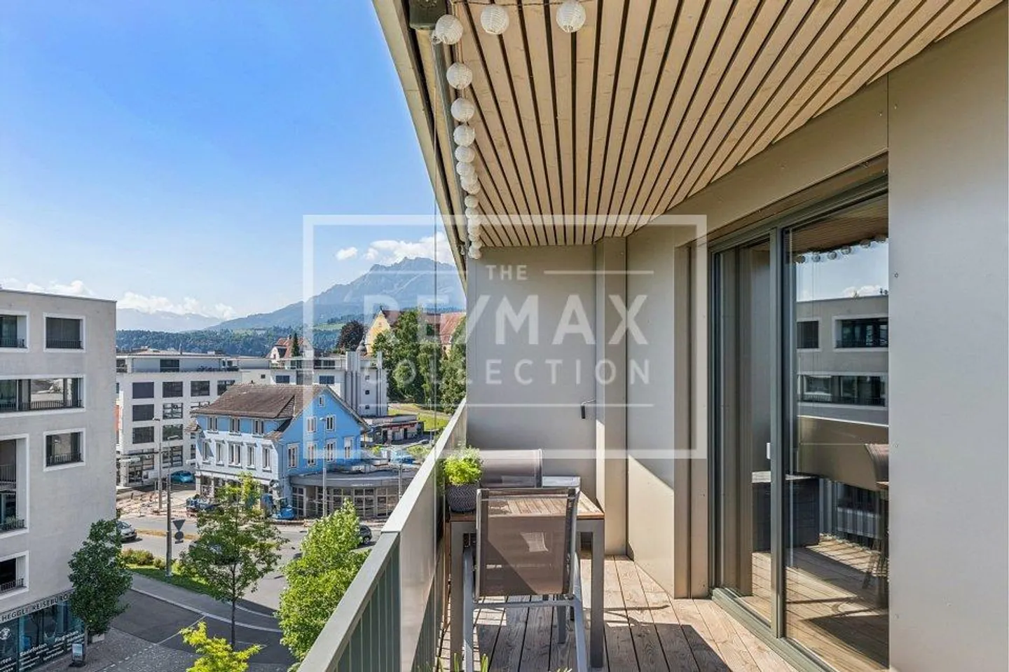 Trendy 3½-room apartment with many highlights and panoramic view - Photo 8 of 13