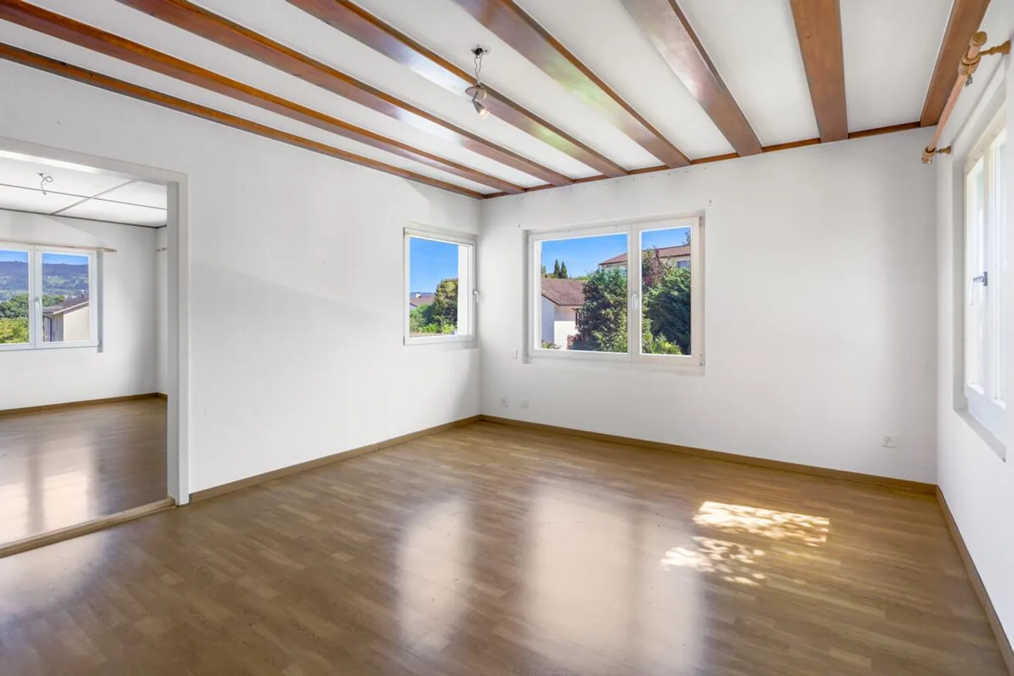 Projet de rénovation avec potentiel à Horgen Käpfnach - Photo 4 sur 6