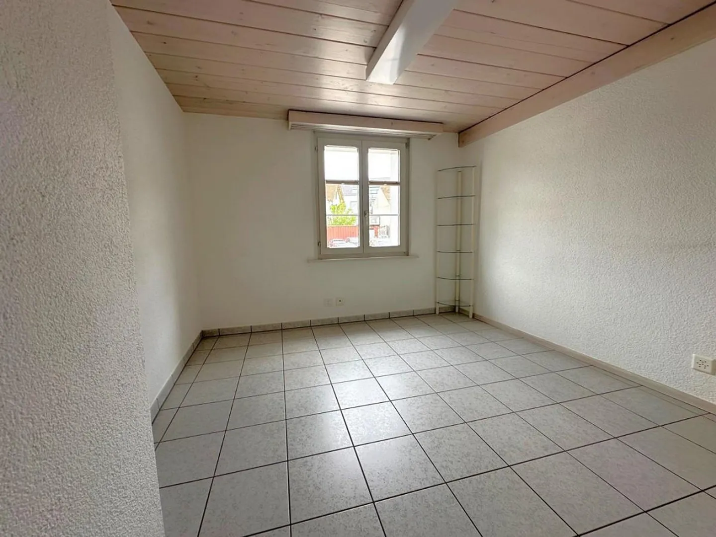 Edificio residenziale e commerciale attraente in una posizione centrale a Widnau - Foto 11 di 15