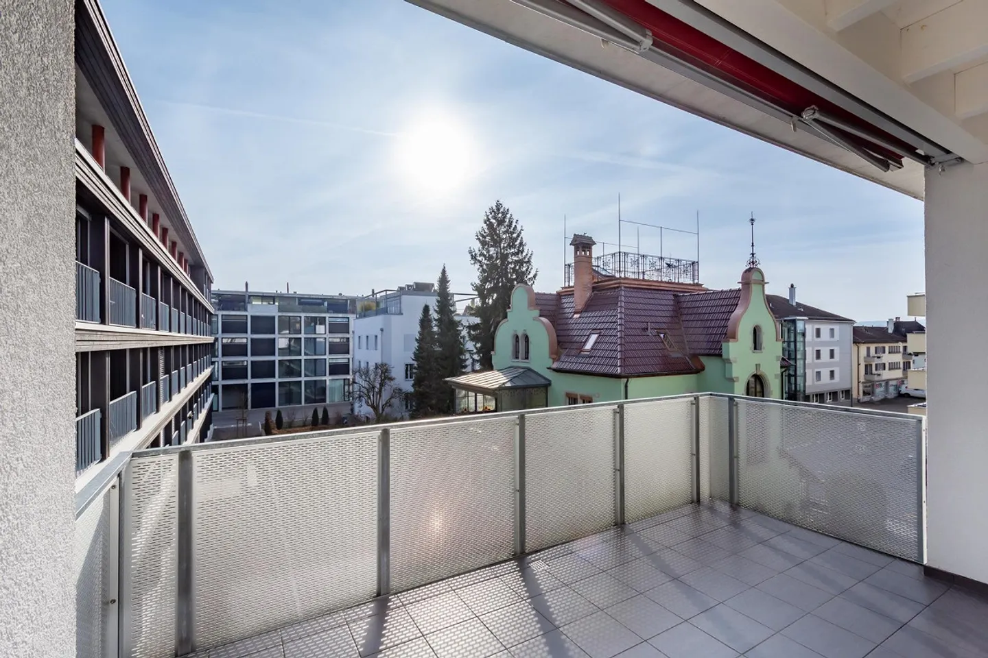 Appartamento centrale in città con bel balcone sud - Foto 8 di 15