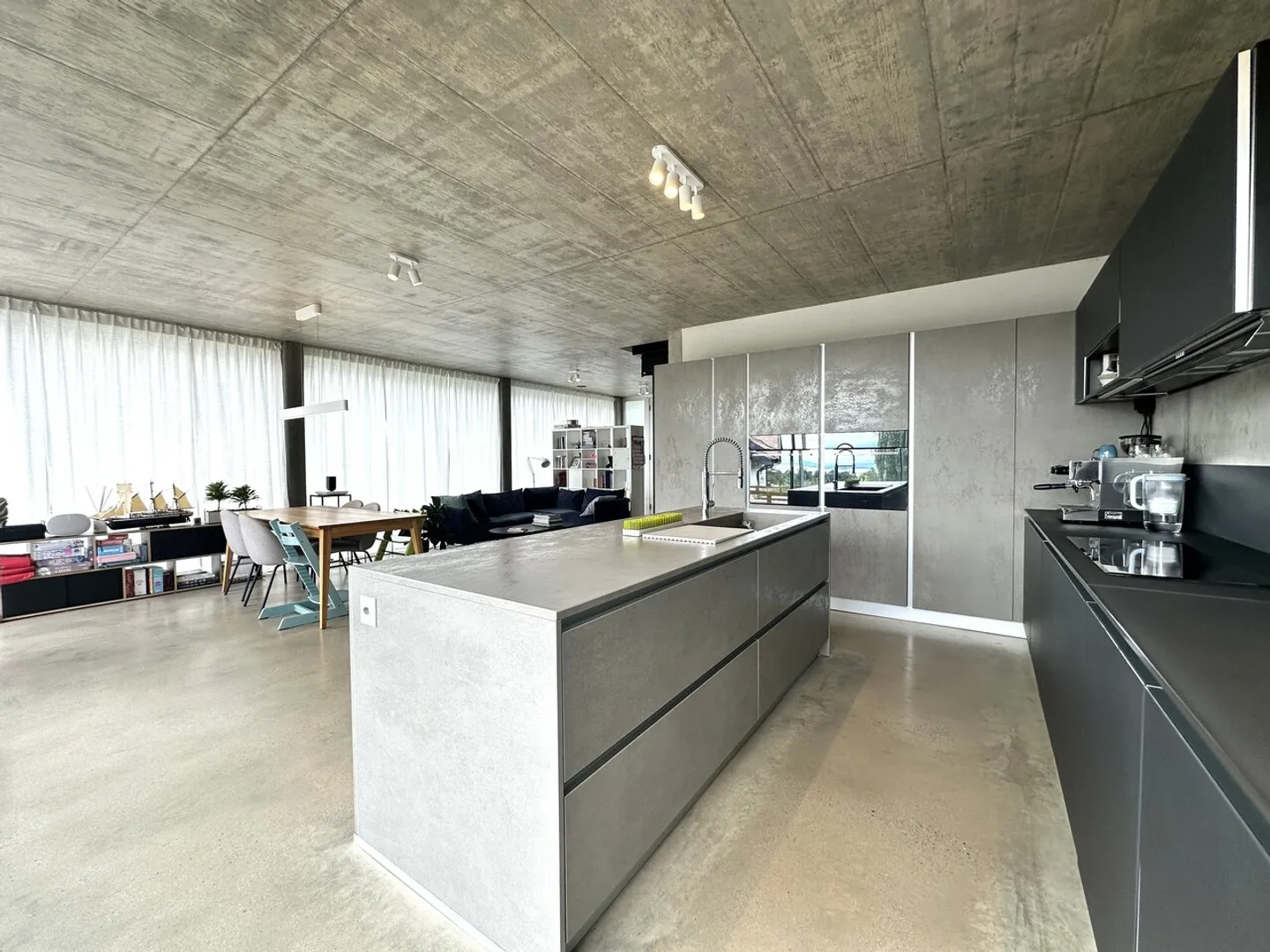 Vente en bloc de 2 maisons mitoyennes  – Vue imprenable  - Photo 21 sur 36