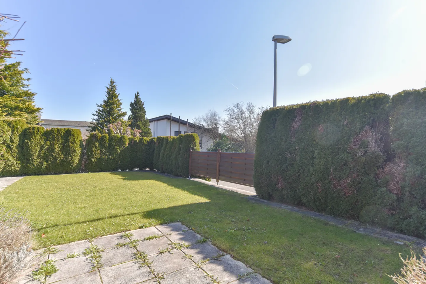 Posizione tranquilla e soleggiata nella natura | Bellissimo giardino con privacy - Foto 12 di 14