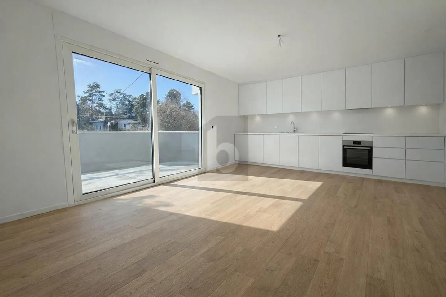 Nouvel Appartement avec Terrasse - Photo 3 sur 5