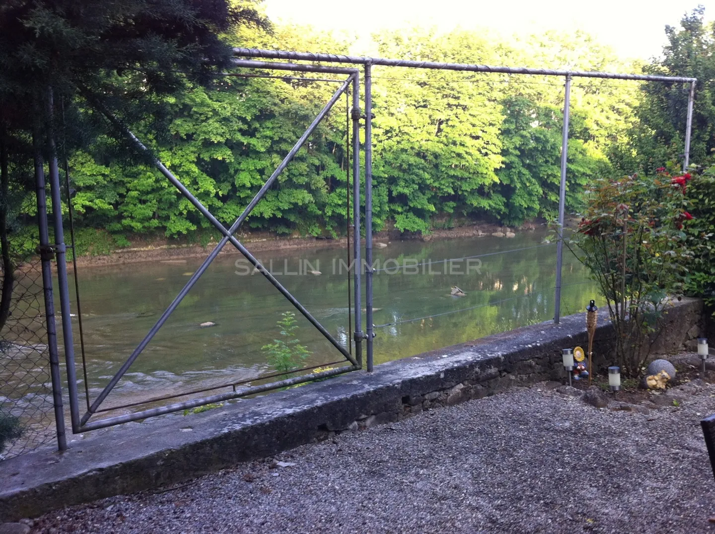 SCHÖNE 3-ZIMMER-WOHNUNG MIT TERRASSE - Foto 4 von 5