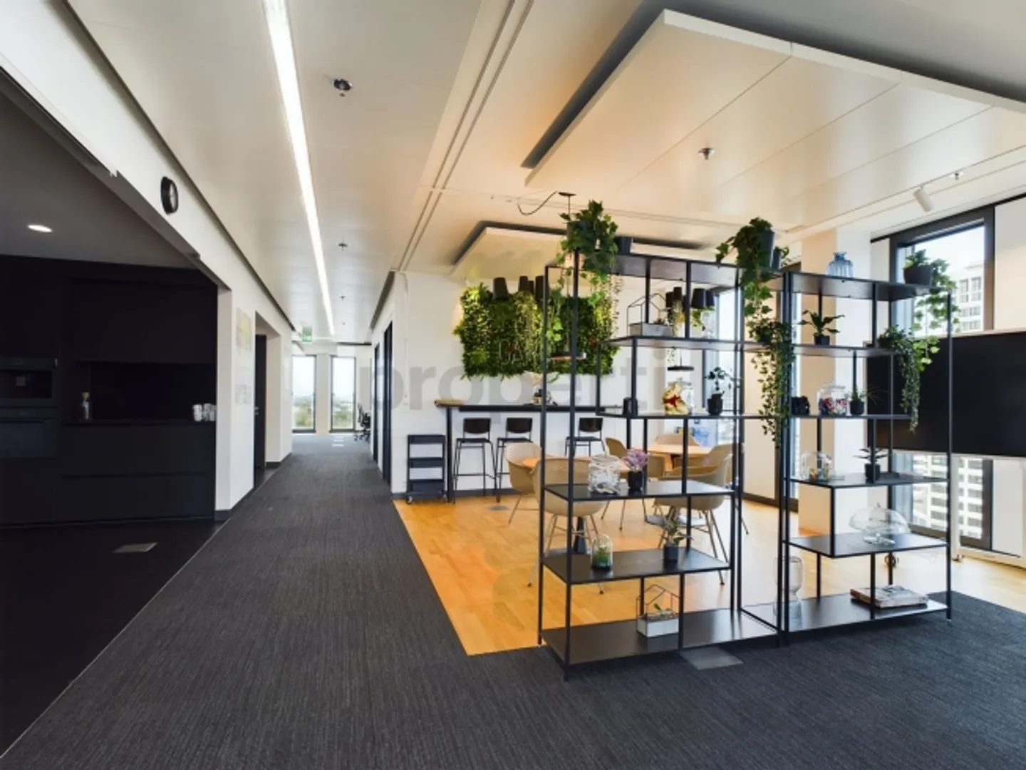 Modern and bright office in Oerlikon in the best location - Photo 9 of 12