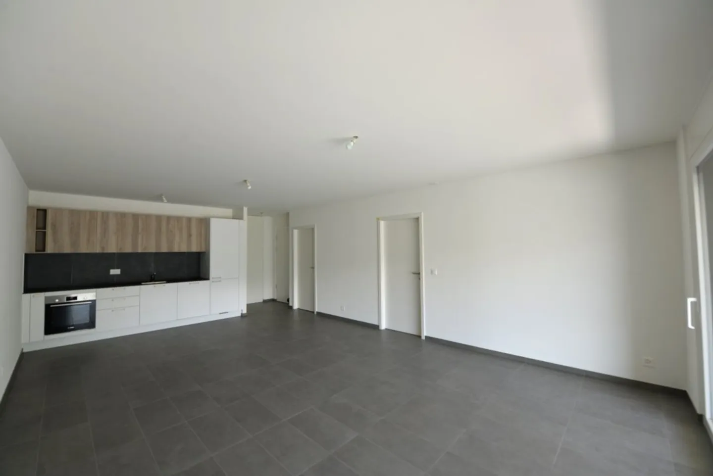 Apartment - Photo 1 of 4