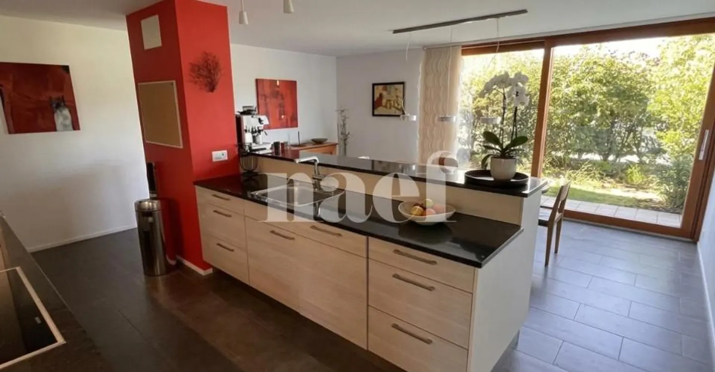 Appartamento triplex con giardino - Foto 1 di 10