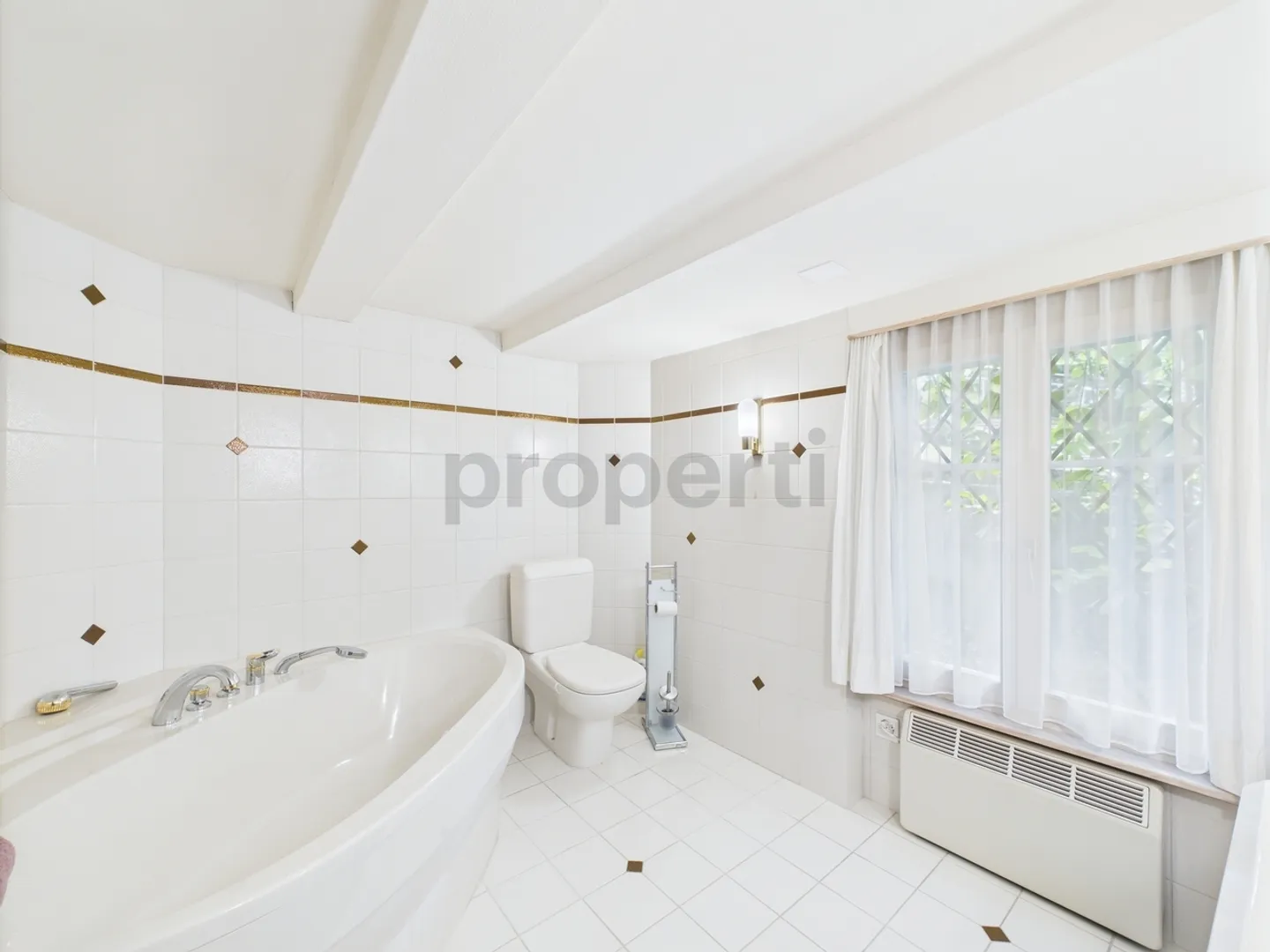 Idyllic living in the green in a sunny location in Niederurnen - Photo 10 of 13