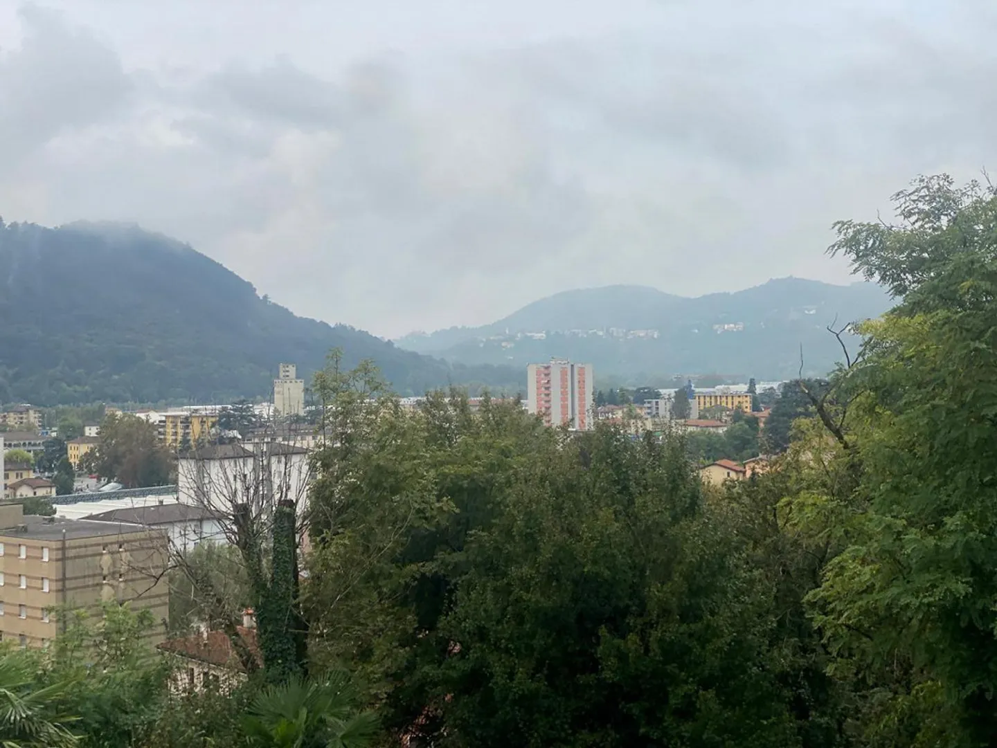 Terreno edificabile di 1050 m2 in zona di 5 piani - Foto 12 di 21