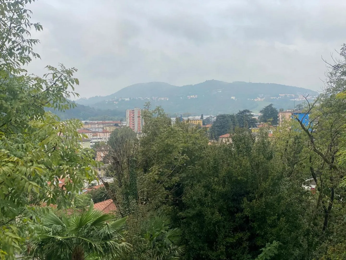 Terreno edificabile di 1050 m2 in zona di 5 piani - Foto 14 di 21