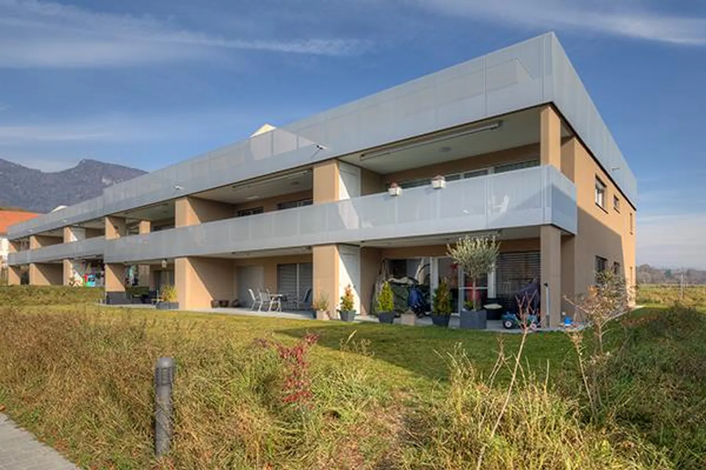 Appartamento al piano terra con area giardino - Foto 1 di 4