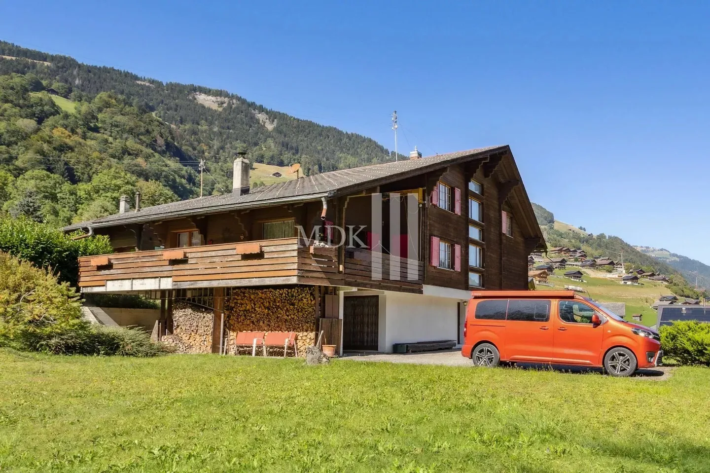 Chalet à vendre - Photo 1 sur 20