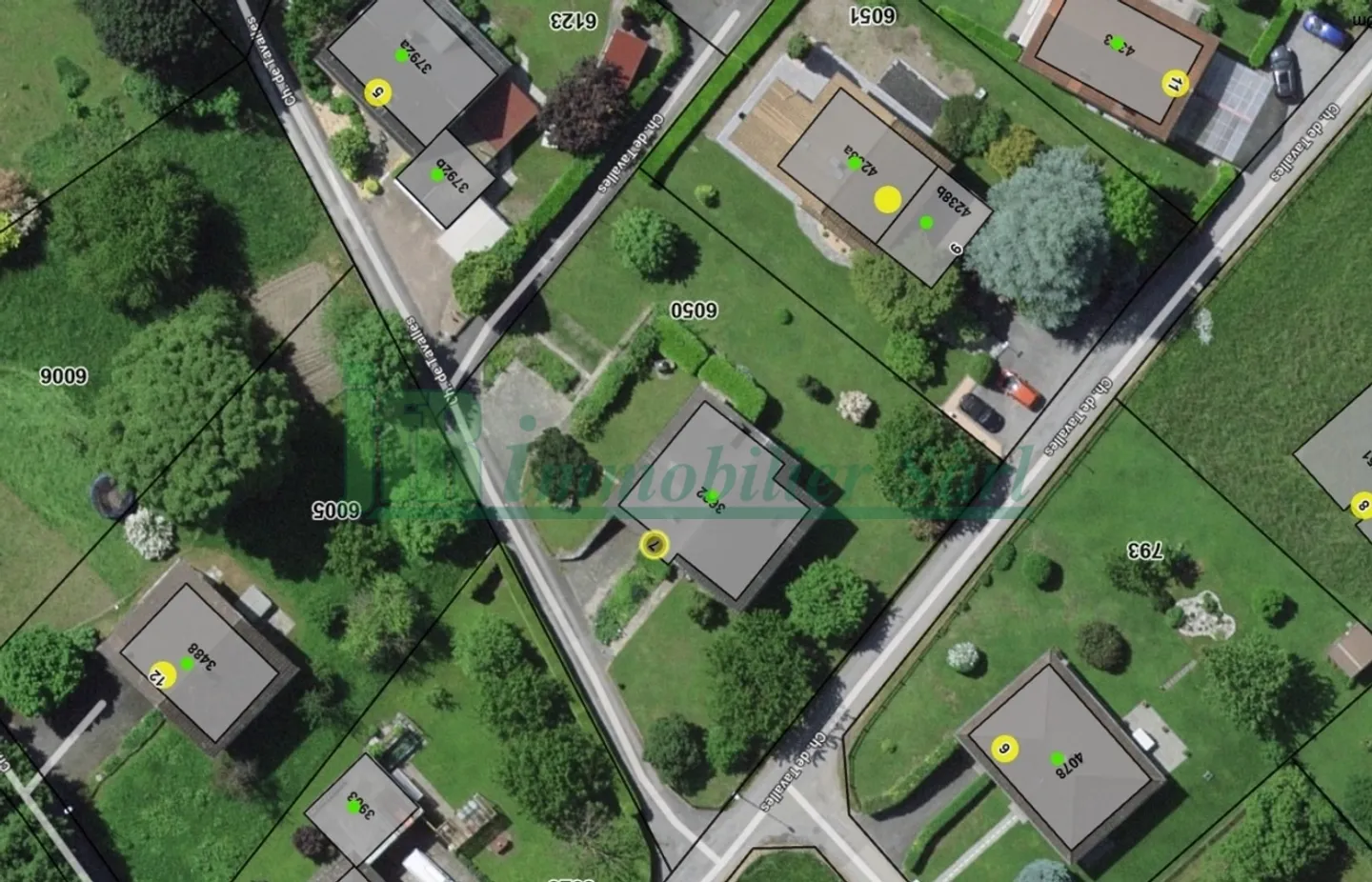 Villa spacieuse avec beau jardin - Photo 8 sur 13