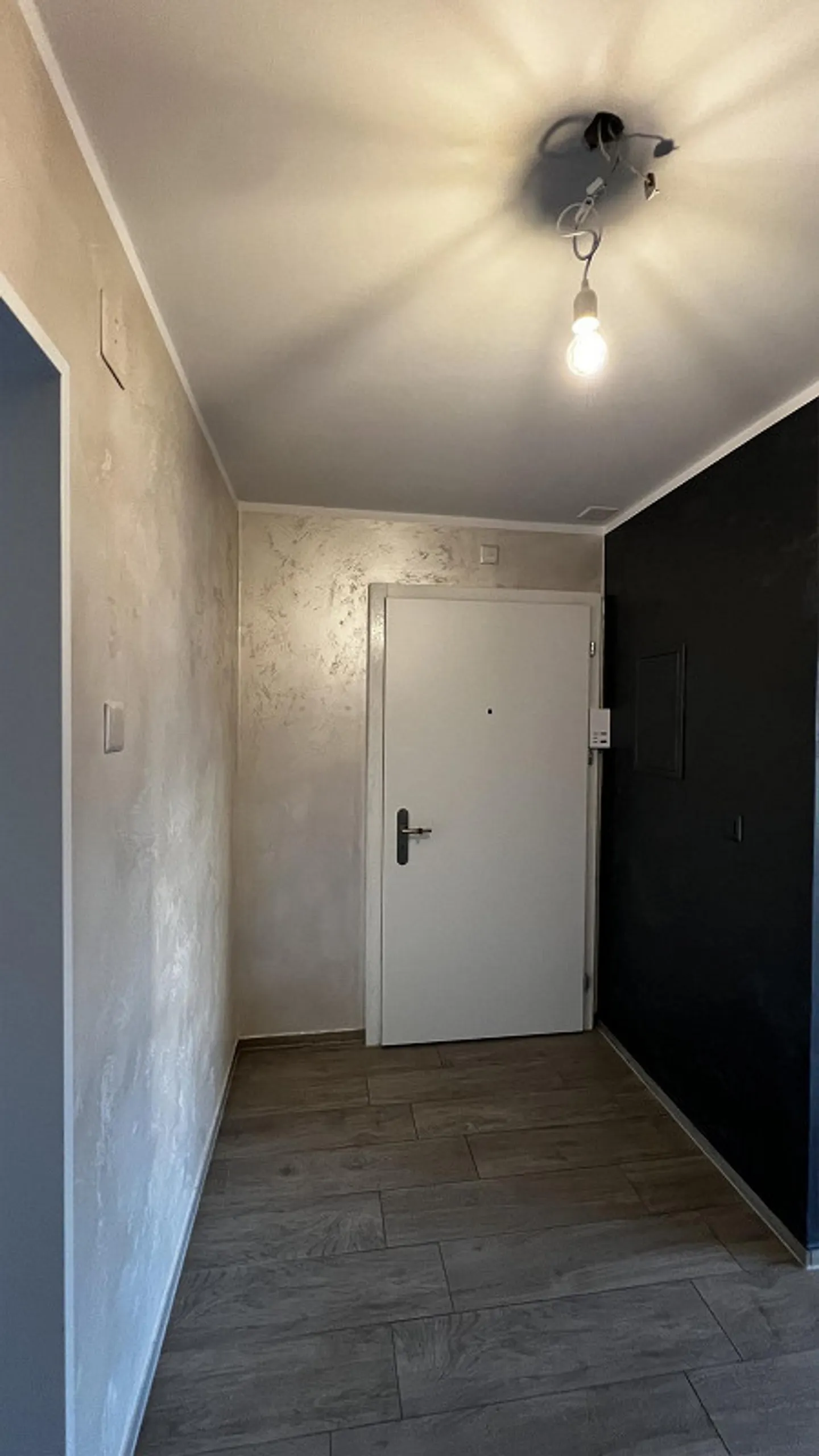 Appartamento ristrutturato di 3,5 locali con balcone di 12 m² esposto al sole della sera – Asilo - Foto 6 di 15
