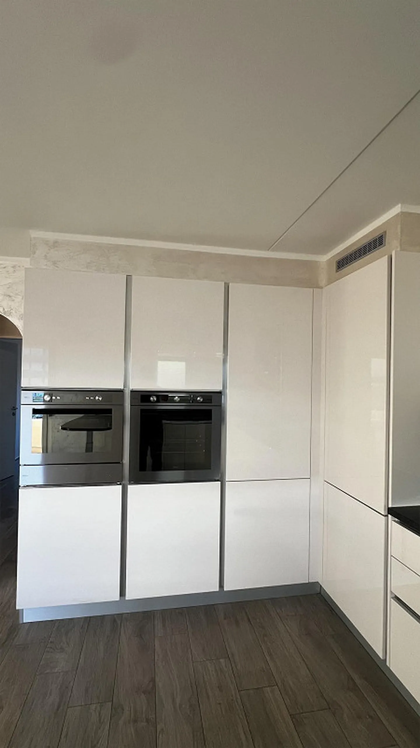 Appartamento ristrutturato di 3,5 locali con balcone di 12 m² esposto al sole della sera – Asilo - Foto 13 di 15