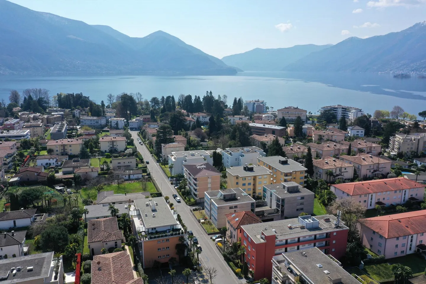 Studio apartment with balcony in Ascona - Photo 2 of 15