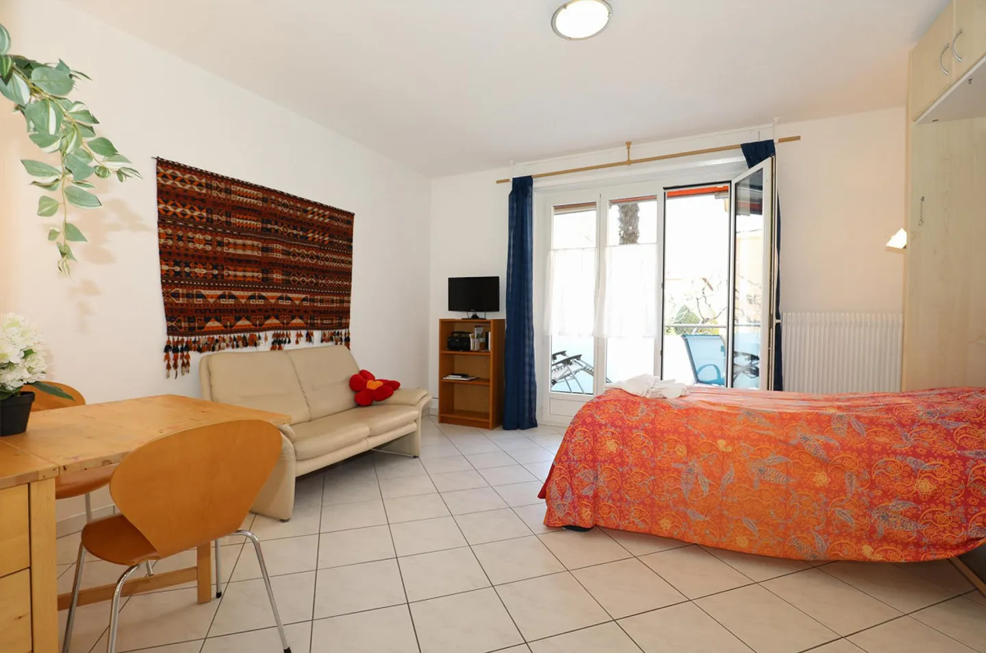 Studio apartment with balcony in Ascona - Photo 5 of 15