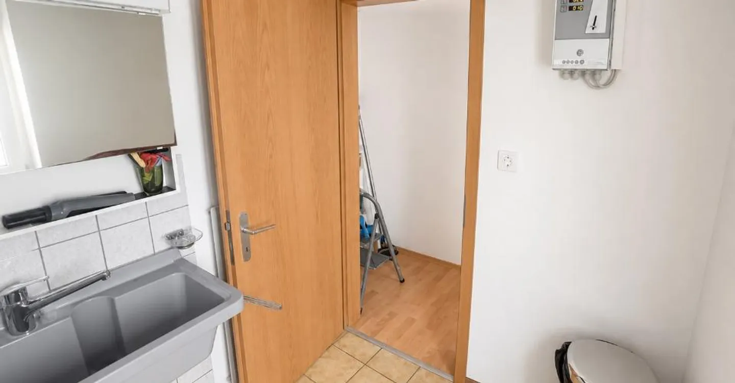 1-room apartment - Photo 8 of 9