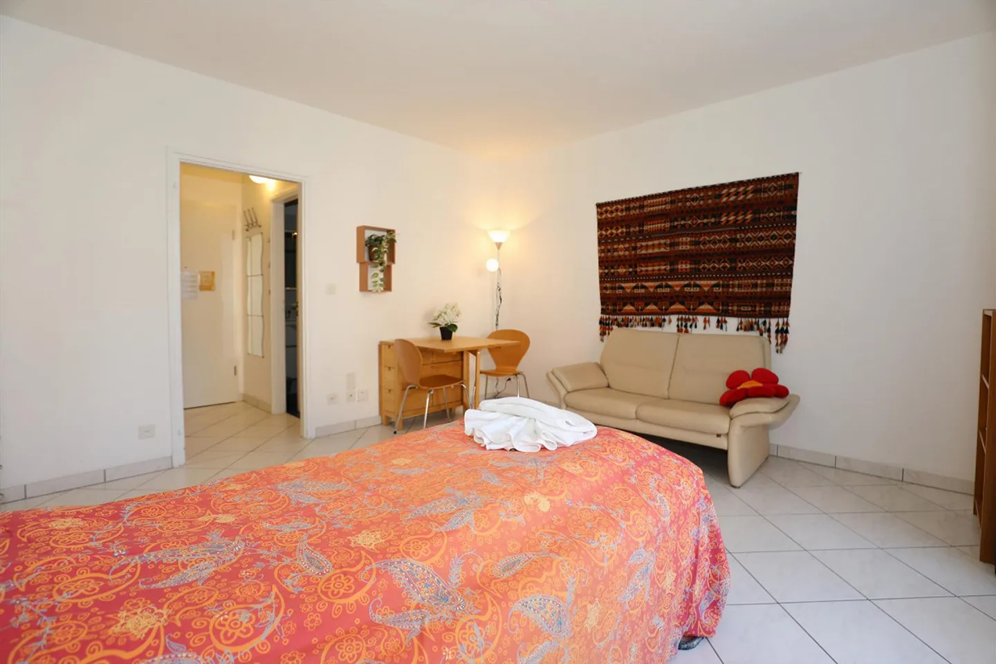 Studio apartment with balcony in Ascona - Photo 7 of 15