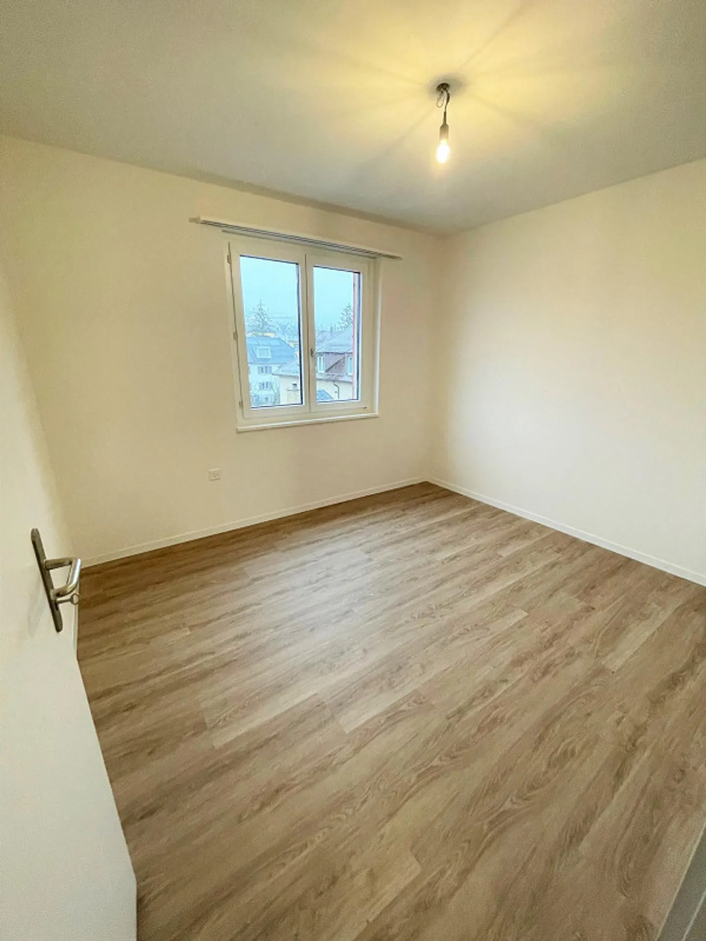 Wohnung in Neuhausen mit Sicht auf den Rhein - Foto 6 von 10