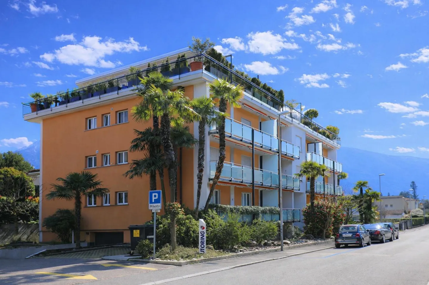 Studio apartment with balcony in Ascona - Photo 1 of 15