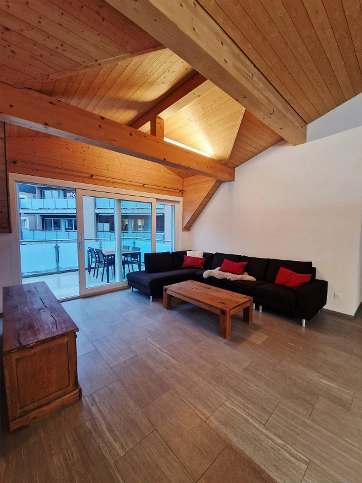 Appartement sous les combles lumineux de 4,5 pièces à Chur Ouest - Photo 5 sur 15