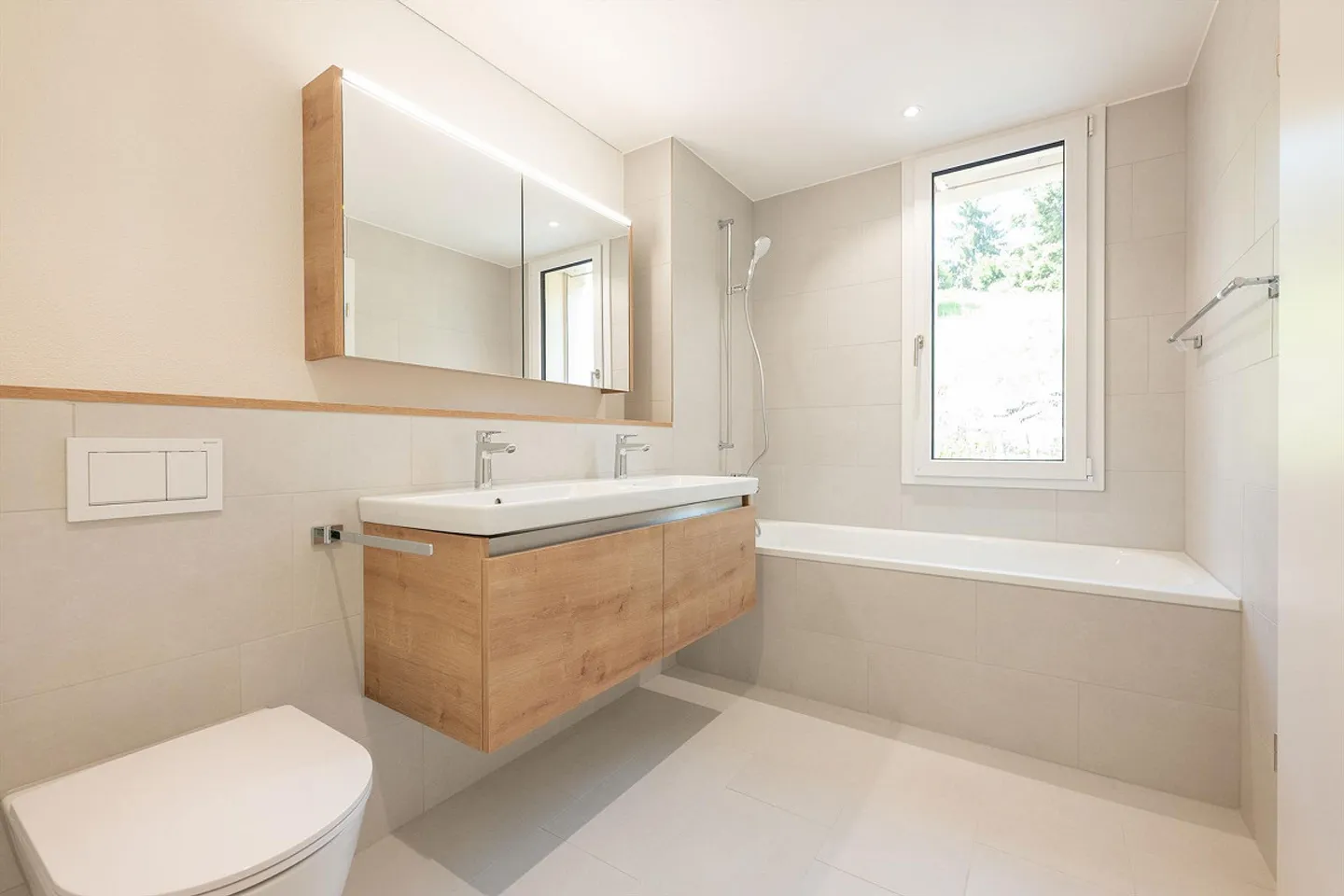 Moderne 4.5 Zimmer Wohnung - Foto 1 von 12