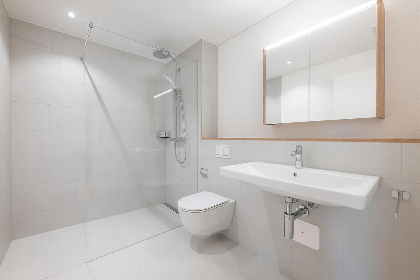 Moderne 4.5 Zimmer Wohnung - Foto 2 von 12