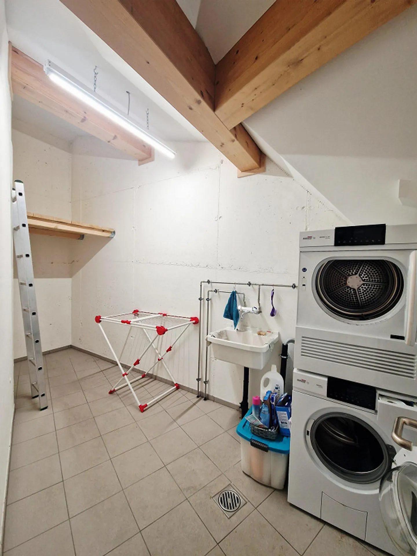 Appartement sous les combles lumineux de 4,5 pièces à Chur Ouest - Photo 15 sur 15