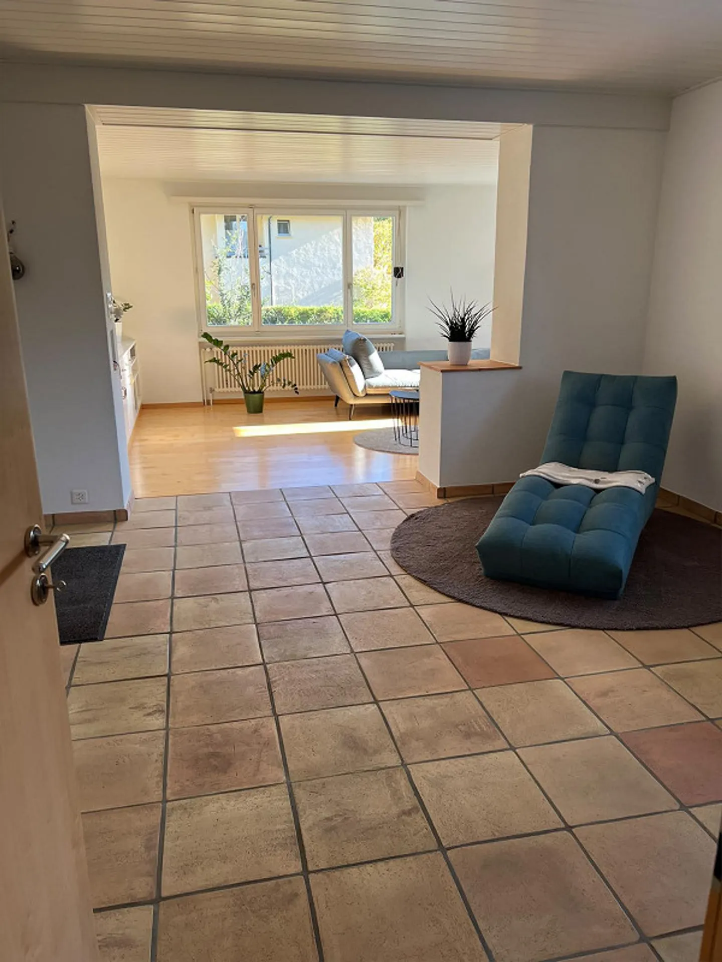 Casa unifamiliare indipendente con 5 stanze con piscina + giardino ad Aarau - Foto 9 di 14