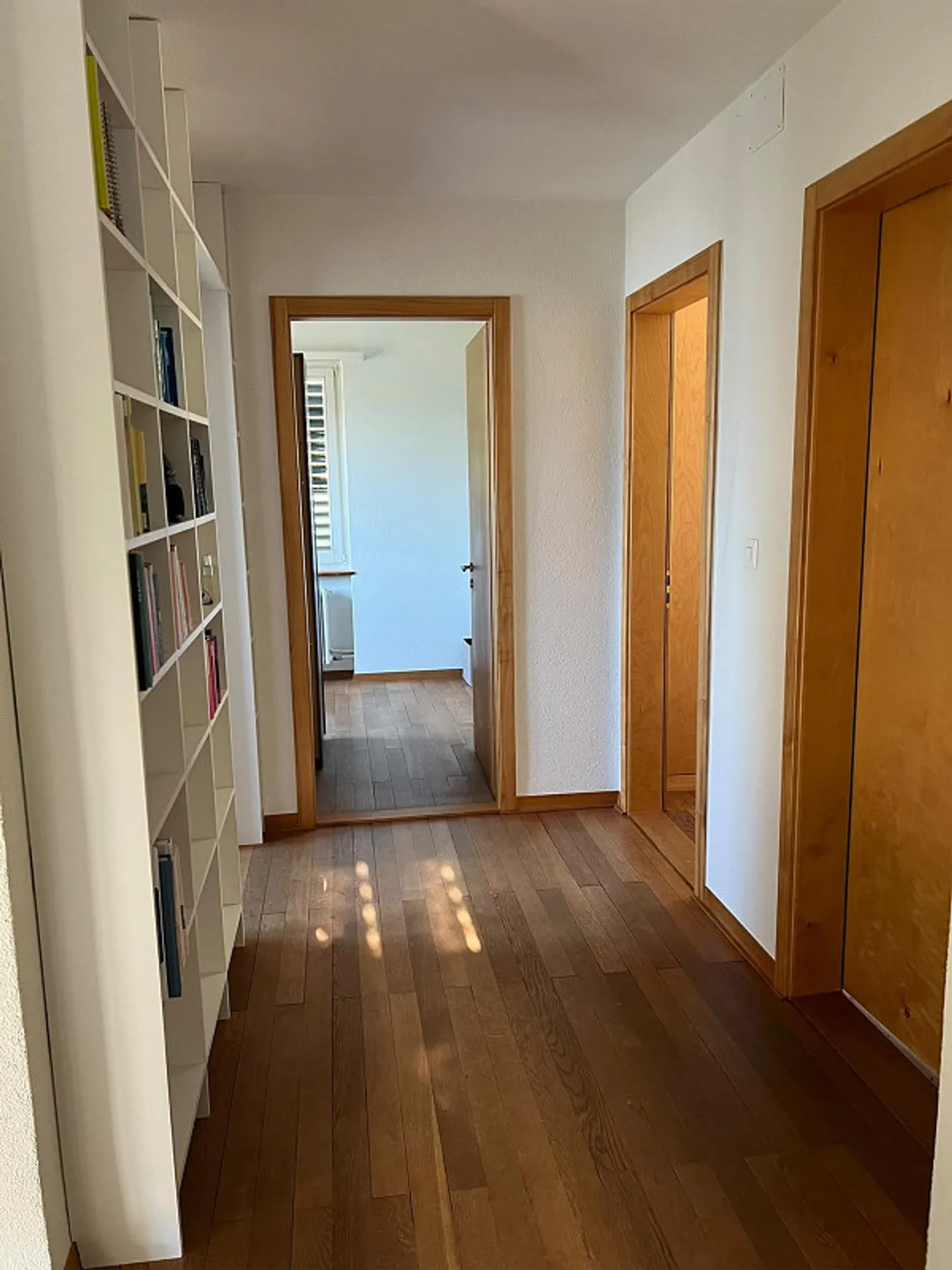 Casa unifamiliare indipendente con 5 stanze con piscina + giardino ad Aarau - Foto 11 di 14