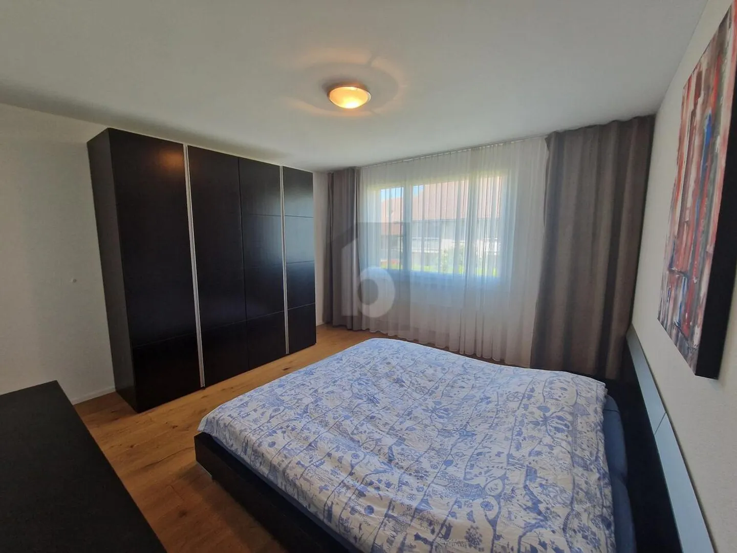 Charming Ground Floor Apartment - Photo 5 of 6