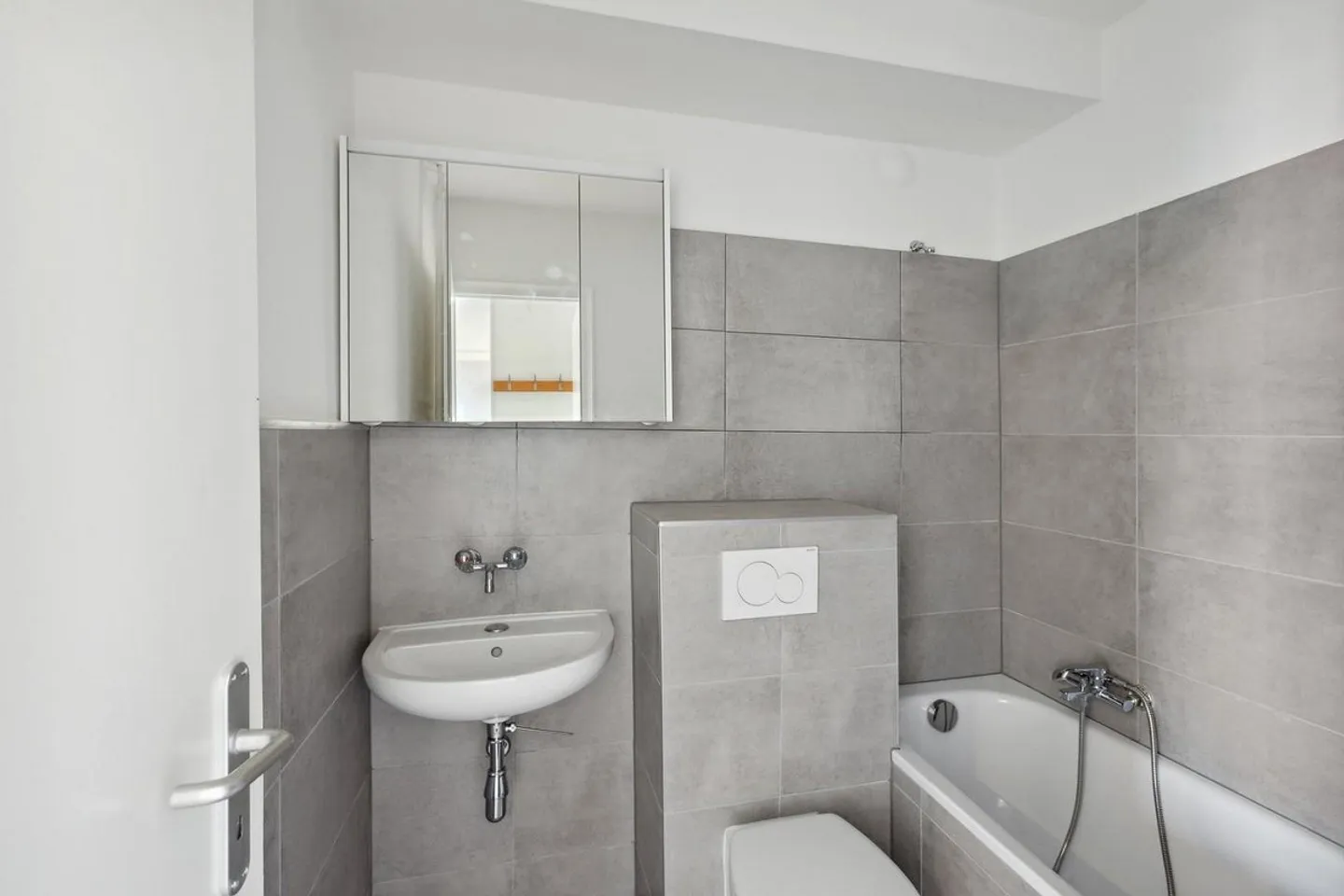 Beautiful apartment of 2.5 rooms - Photo 8 of 10