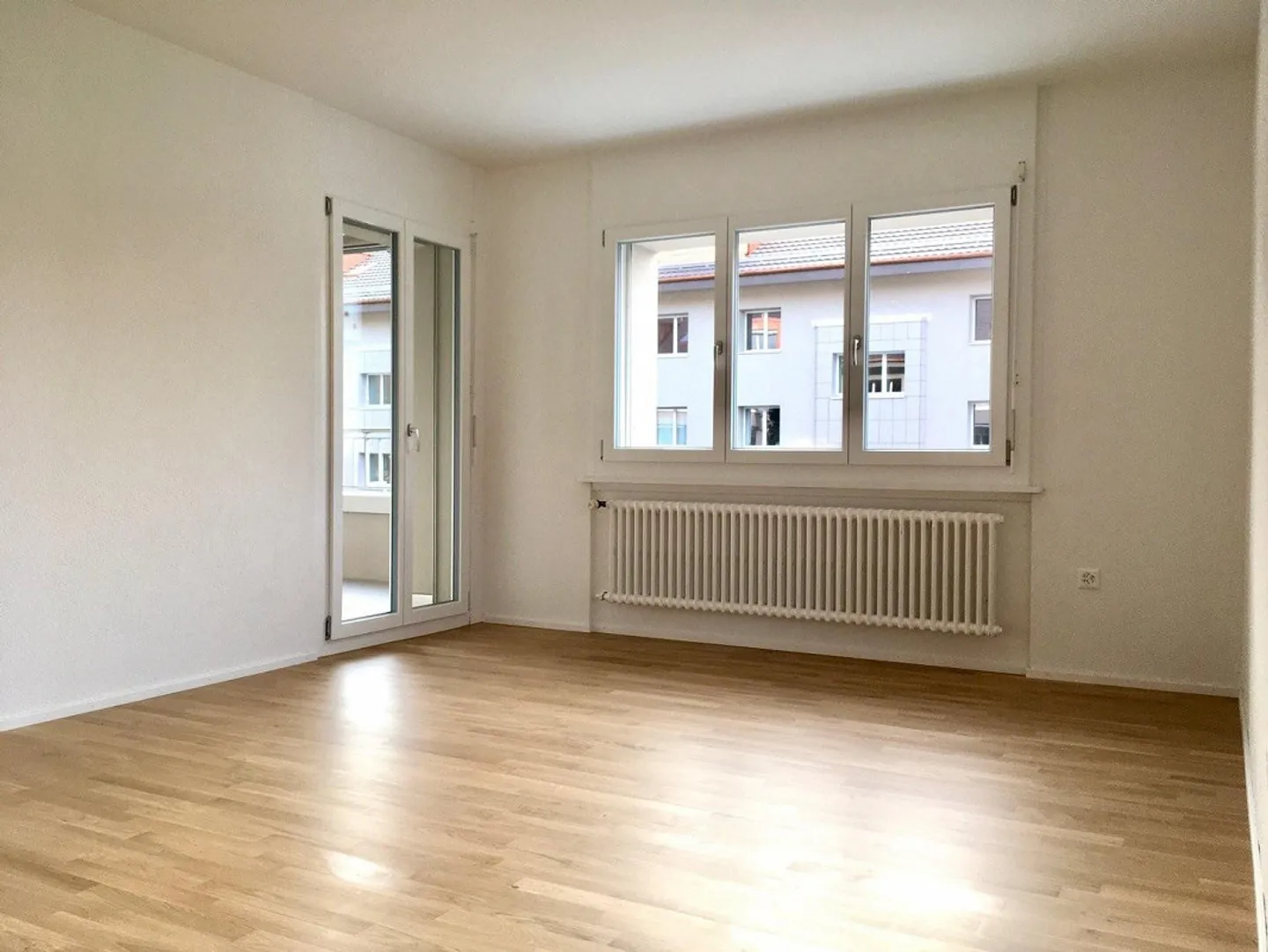 Appartement 3 pièces de 81 m² au 2ème étage avec grand balcon - Photo 5 sur 11