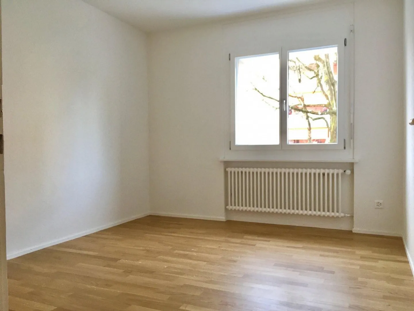 Appartement 3 pièces de 81 m² au 2ème étage avec grand balcon - Photo 8 sur 11
