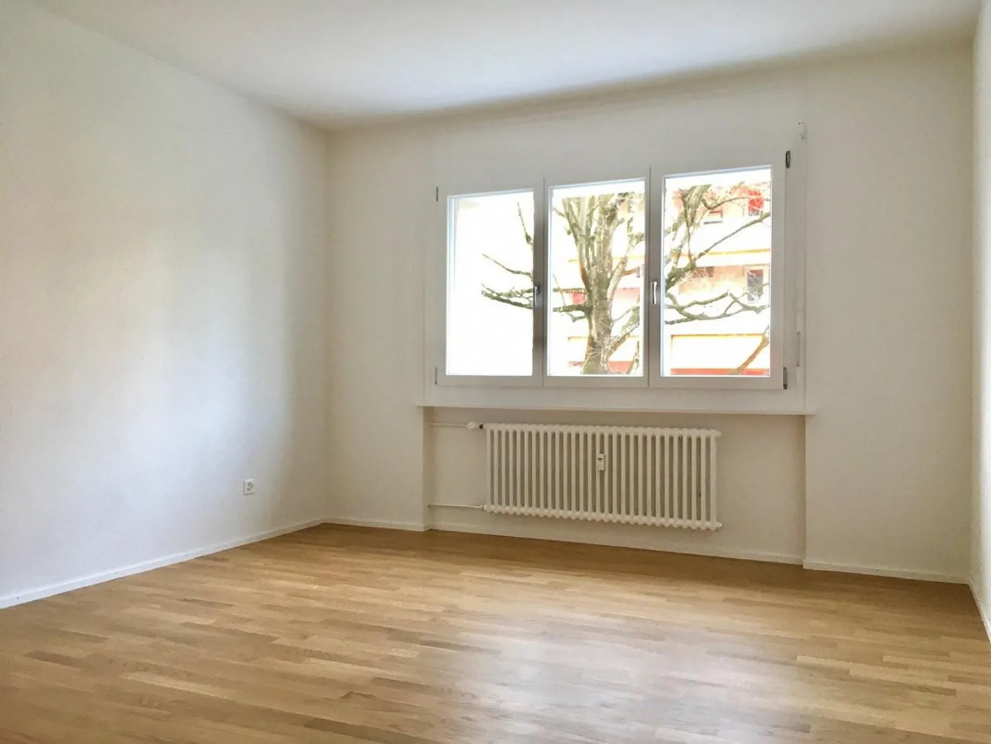 Appartement 3 pièces de 81 m² au 2ème étage avec grand balcon - Photo 7 sur 11