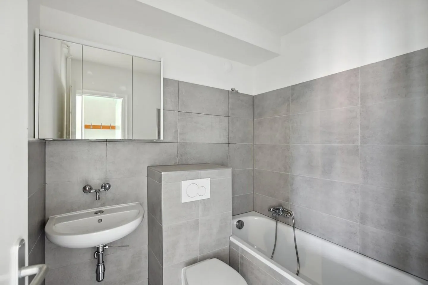 Beautiful apartment of 2.5 rooms - Photo 9 of 10